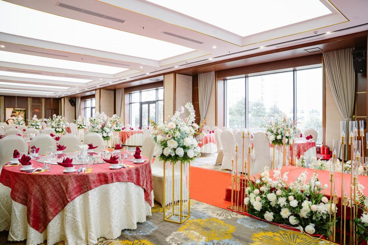 Grand Phoenix Hotel Bắc Ninh Buitenkant foto